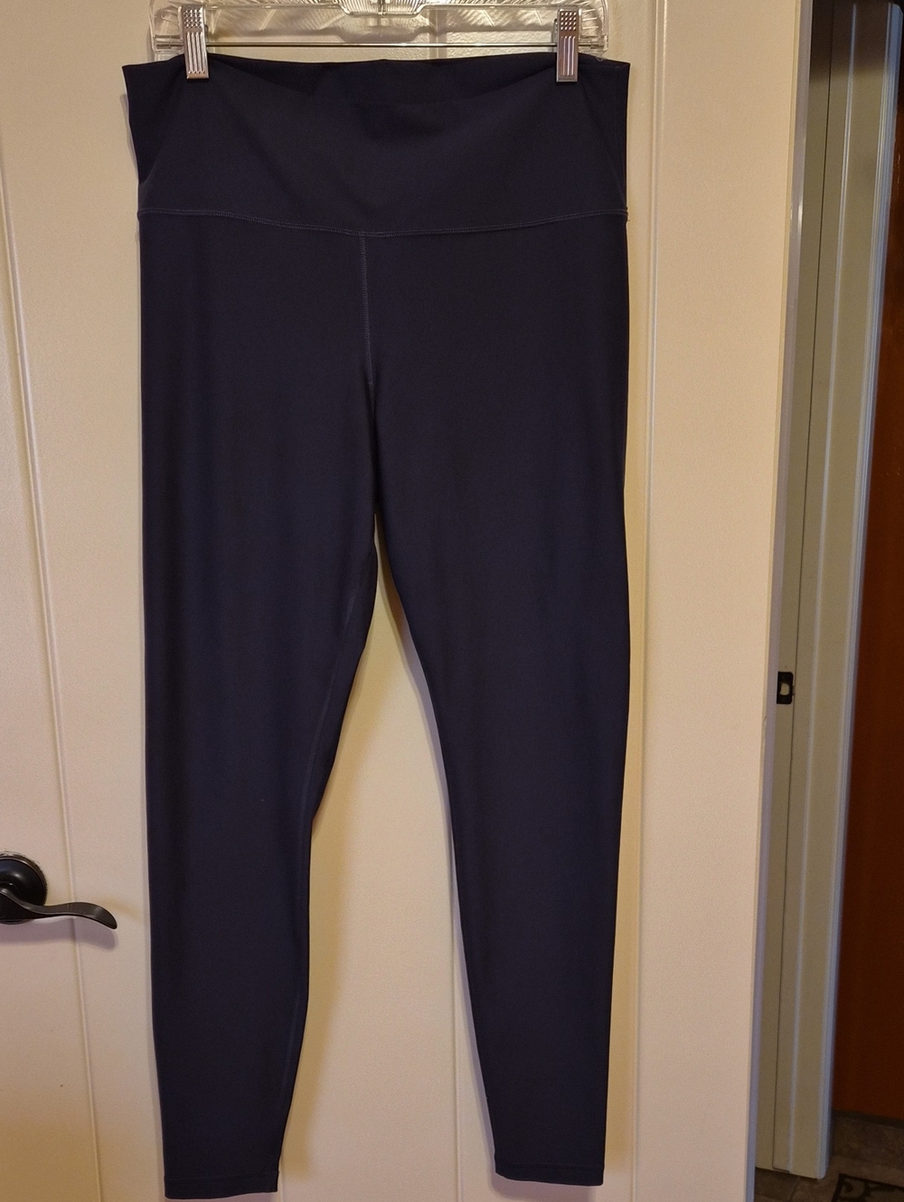 Old Navy Deep Navy High-Rise Leggings